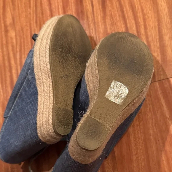 2000s Stylish Denim Wedge Sandals - Picture 4 of 4